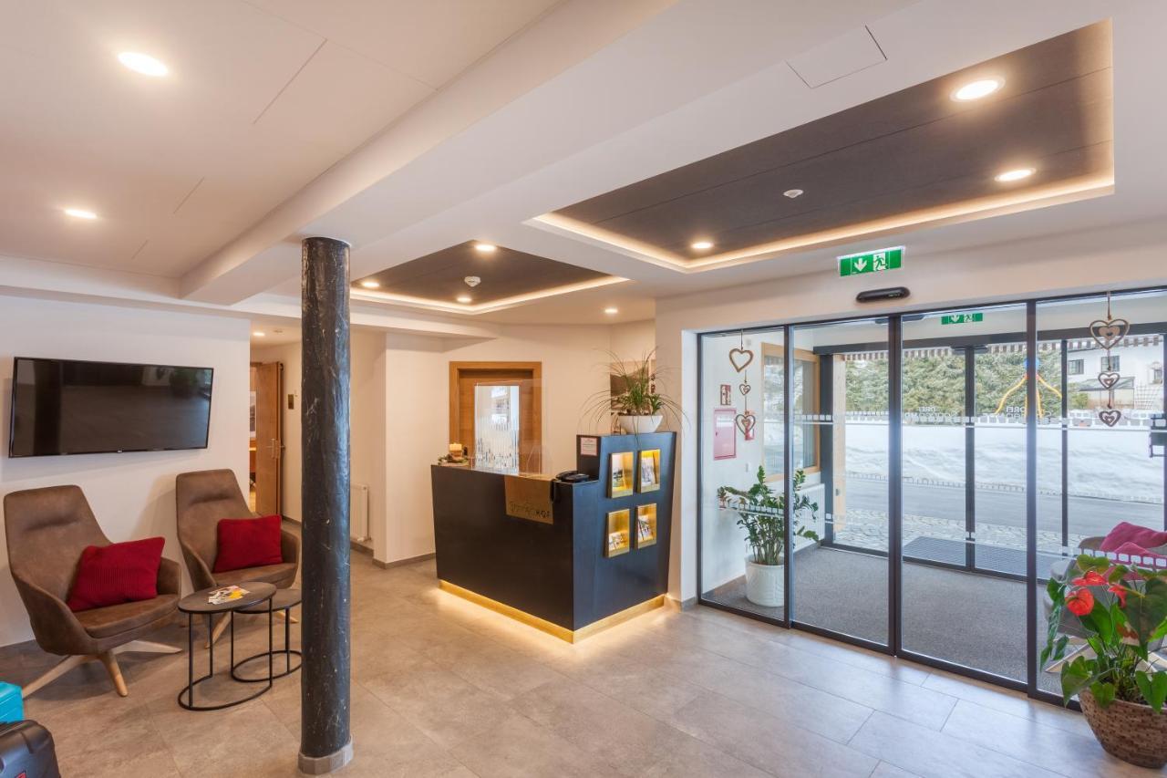 Apart-Hotel Dreisonnenhof Fiss Kültér fotó