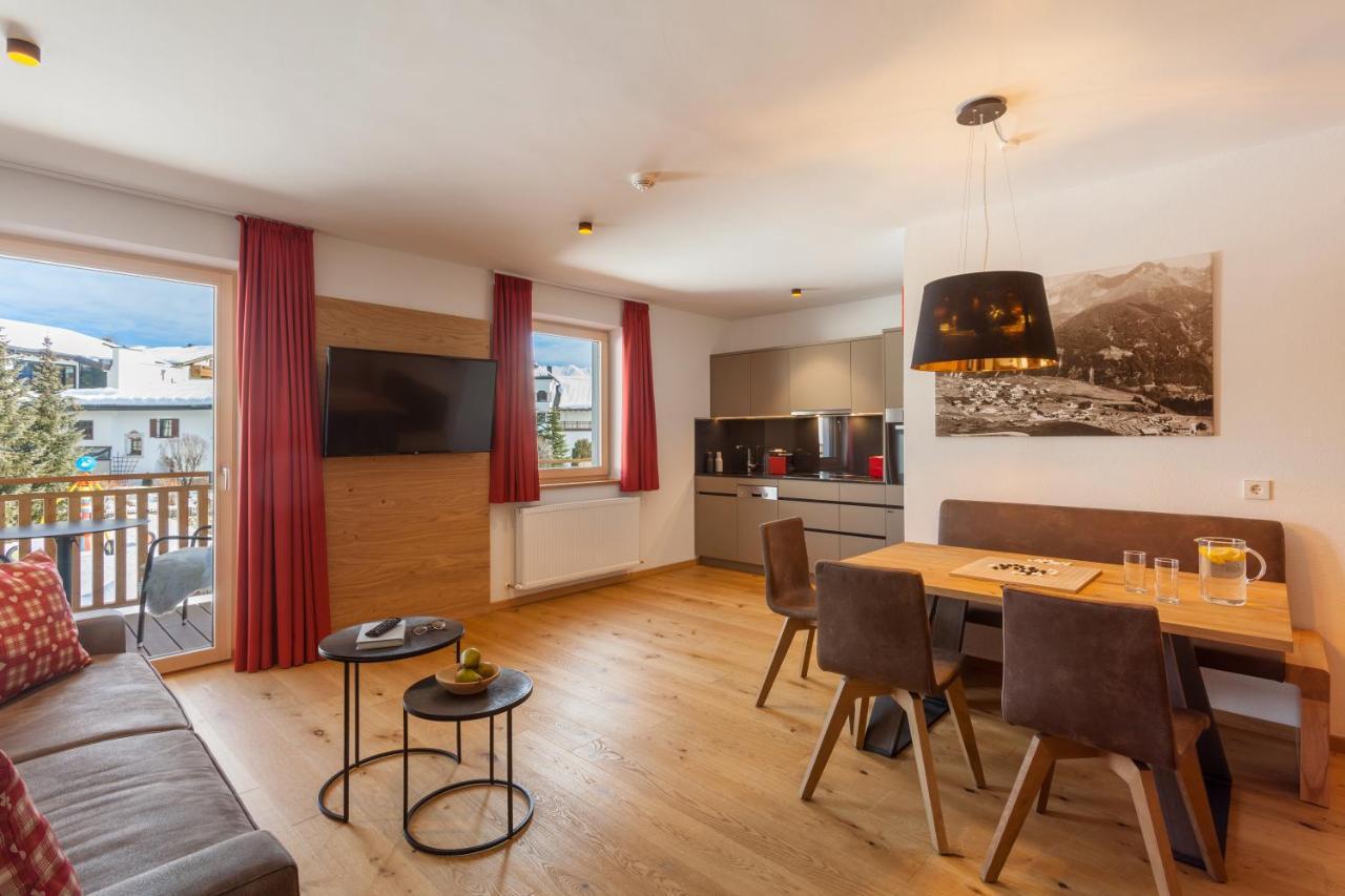 Apart-Hotel Dreisonnenhof Fiss Kültér fotó