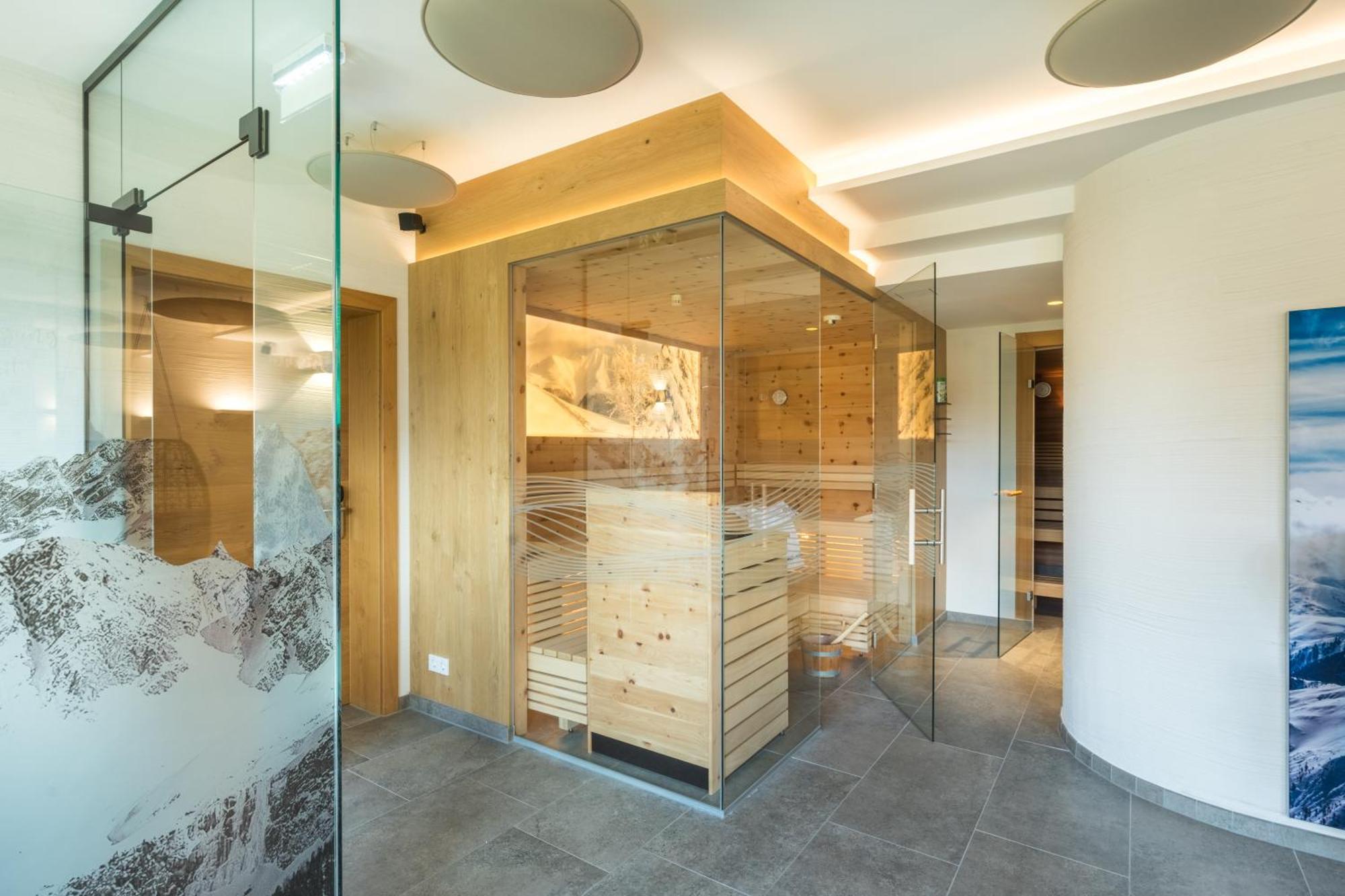 Apart-Hotel Dreisonnenhof Fiss Kültér fotó
