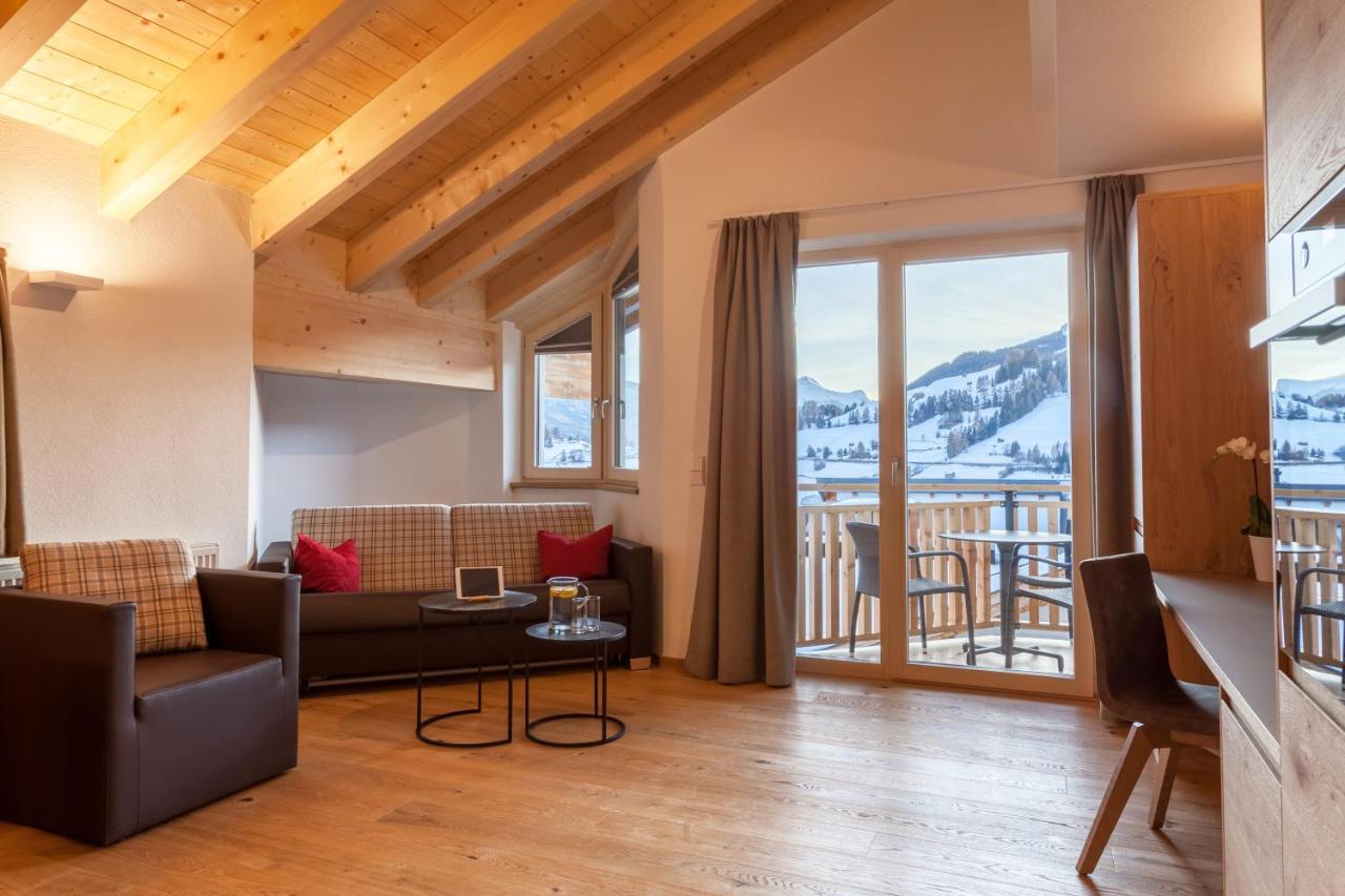 Apart-Hotel Dreisonnenhof Fiss Kültér fotó