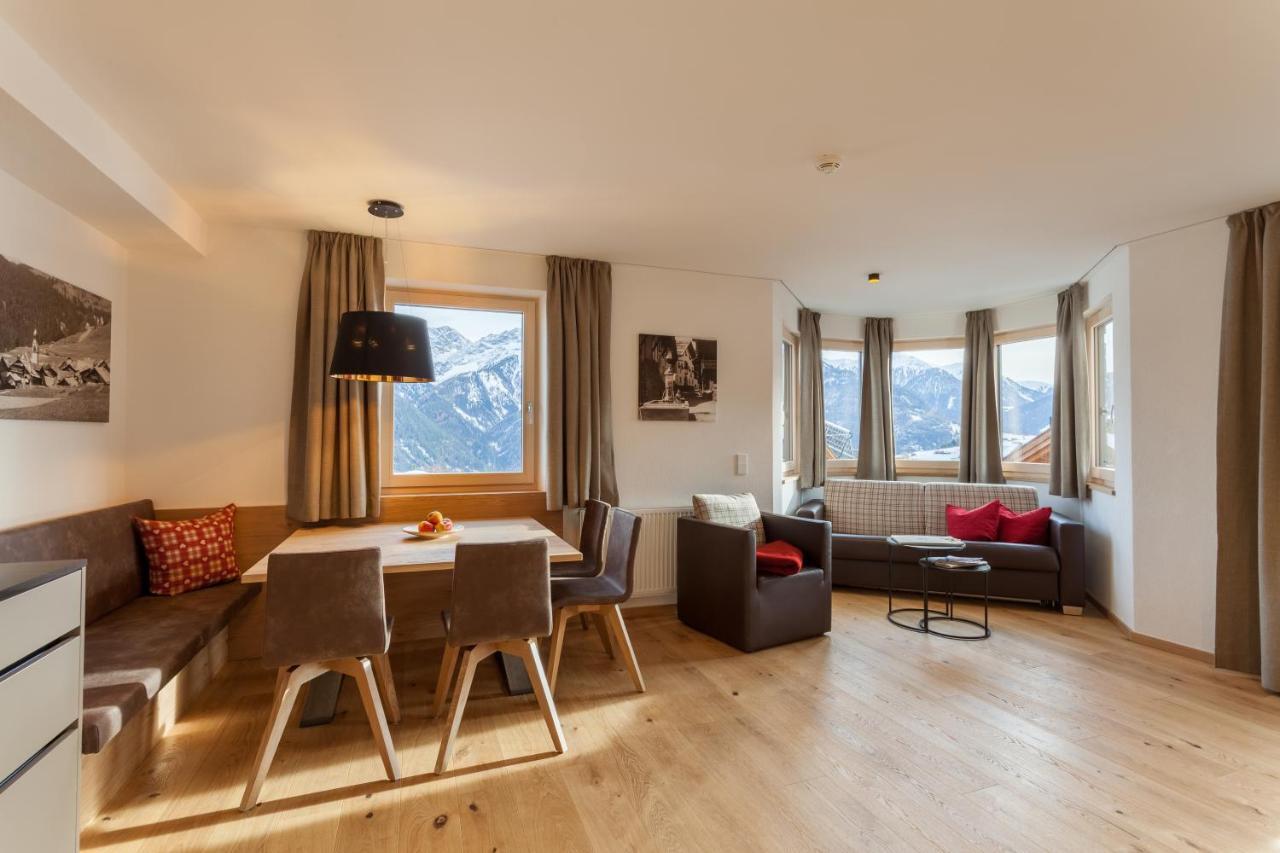Apart-Hotel Dreisonnenhof Fiss Kültér fotó
