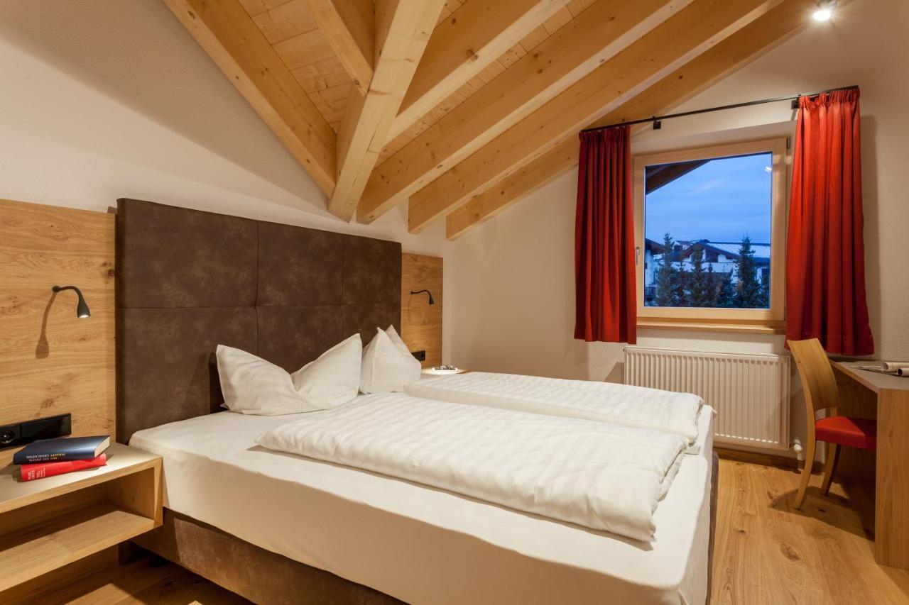 Apart-Hotel Dreisonnenhof Fiss Kültér fotó